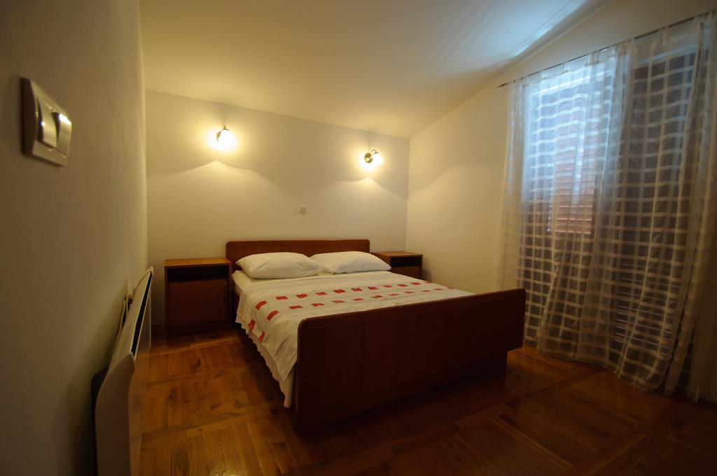 Hella Apartments Trogir Phòng bức ảnh