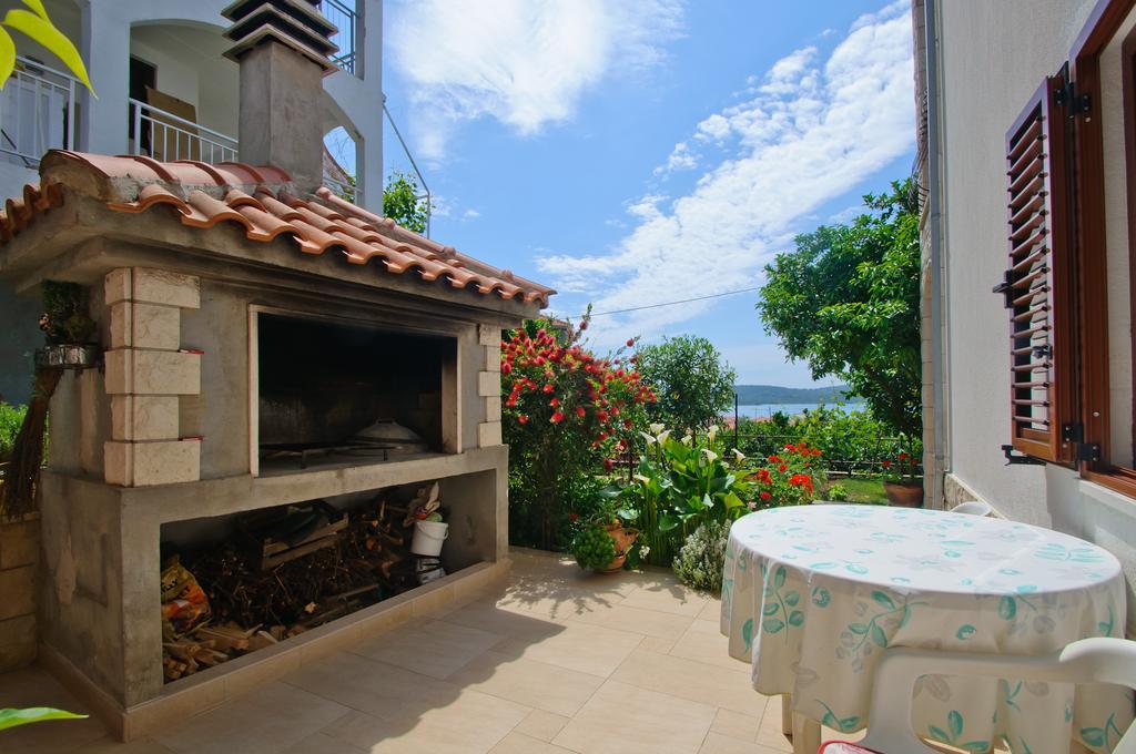 Hella Apartments Trogir Phòng bức ảnh