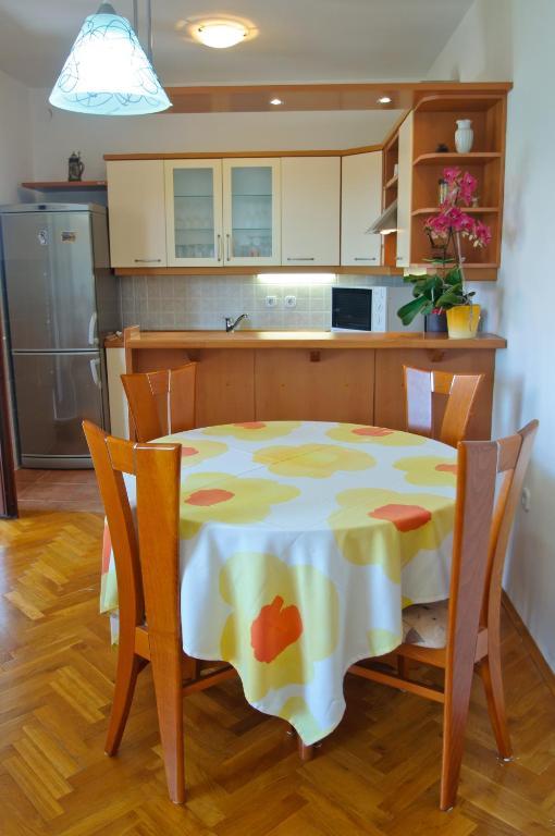 Hella Apartments Trogir Ngoại thất bức ảnh