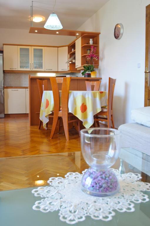 Hella Apartments Trogir Ngoại thất bức ảnh