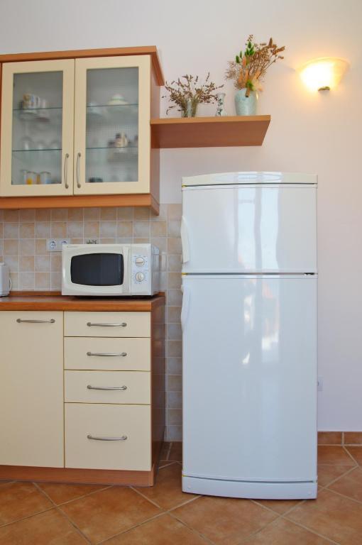 Hella Apartments Trogir Ngoại thất bức ảnh
